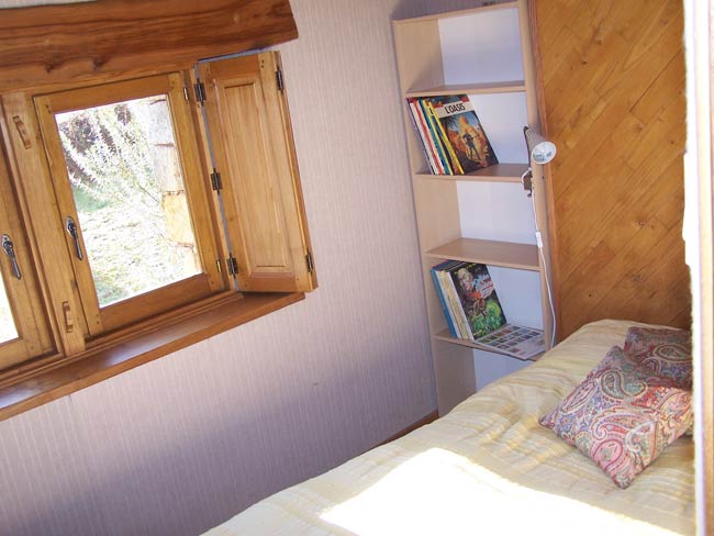Pré Le Terme, la chambre du rez-de-chaussée, au Buisson de Cadouin