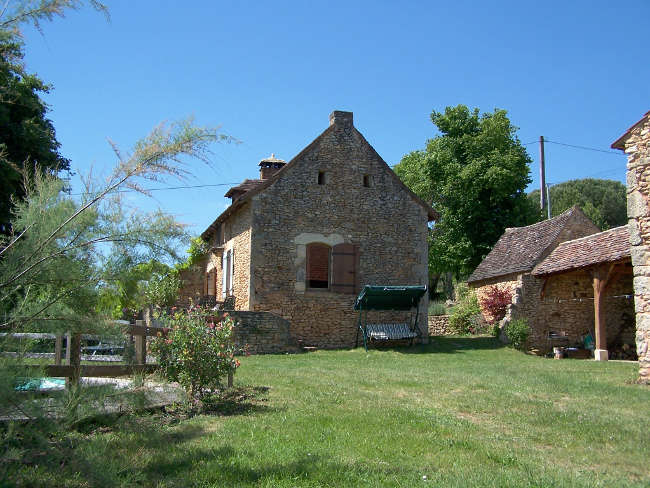 Pré Le Terme, extérieur jardin côté piscine, au Buisson de Cadouin