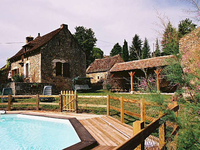 Pré Le Terme, la piscine, au Buisson de Cadouin